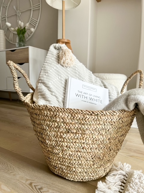 Very large handled basket - Image 4