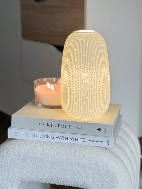 White ribbed lamp - 2 sizes - Image 5